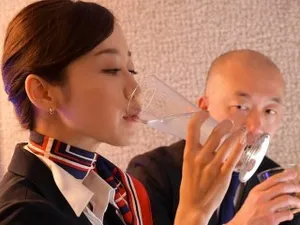 Kana Momonogi mê mẩn con cặc khỏe của cậu nhân viên