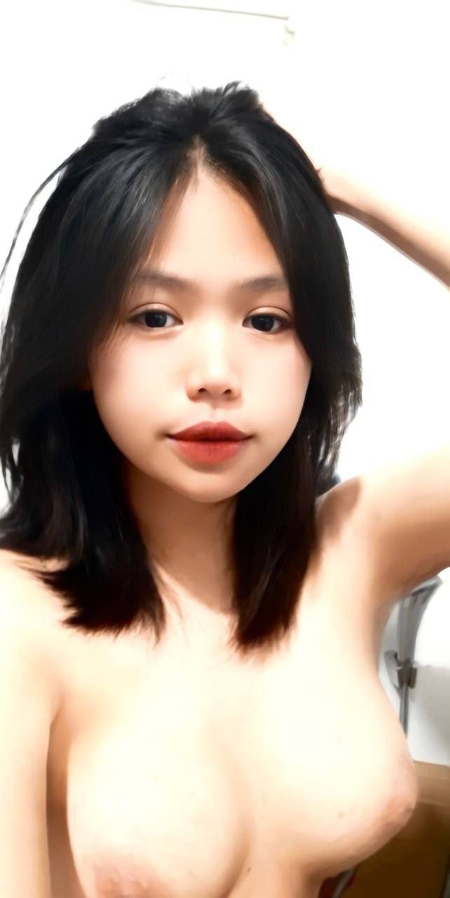 Bí mật? Bí mật của kẻ giết dì? 91 God Wang Pang đã hẹn gặp để quan hệ với một phụ nữ trưởng thành có bộ ngực lớn đang phun nước trong khi xem AV và quan hệ với nước tràn ra khắp sàn nhà