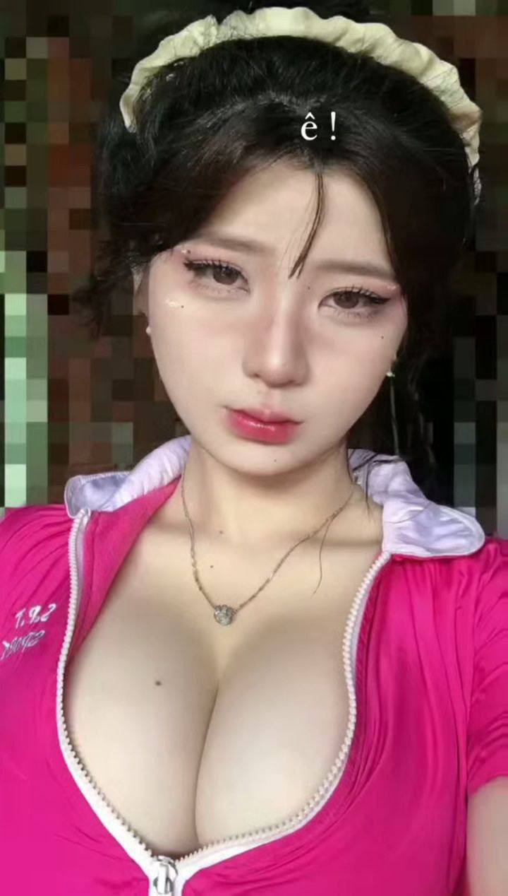 Chồng yêu bỏ bê, bà xã địt nhau với chàng pt trẻ