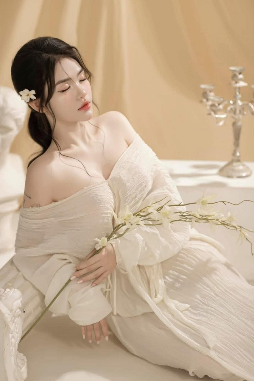 Thật chặt chẽ và tốt đẹp. Quá lớn. Đi sâu hơn. - Xem phim truyền hình và phim điện ảnh Trung Quốc trực tuyến...
