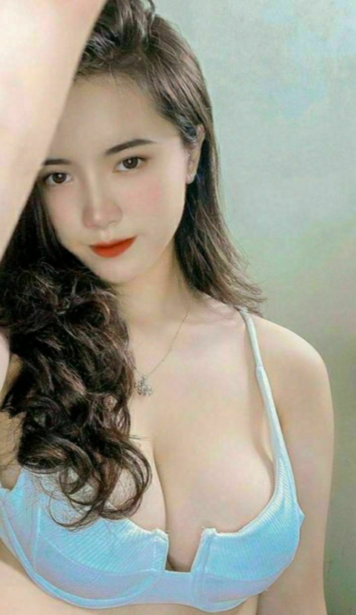 Chồng mới cưới của chị gái không yên được với cô em người vợ dâm đãng tình